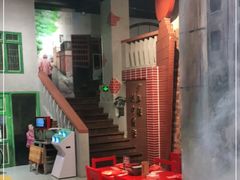 -蚝火爆·烧烤餐厅