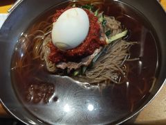 -唯成•韩国炭火烤肉 유성고기