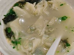 骨汤菜肉馄饨-阳阳中国饭(北京荟聚店)