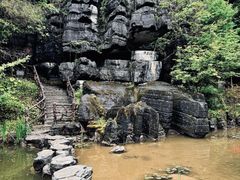 -梭布垭石林景区