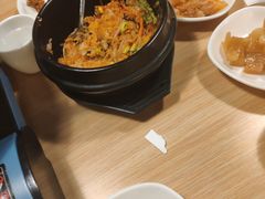 -军硕烤肉·部队火锅(二七万达店)