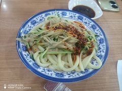 -清真老铁家灌汤包