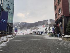 -中旅松花湖滑雪场
