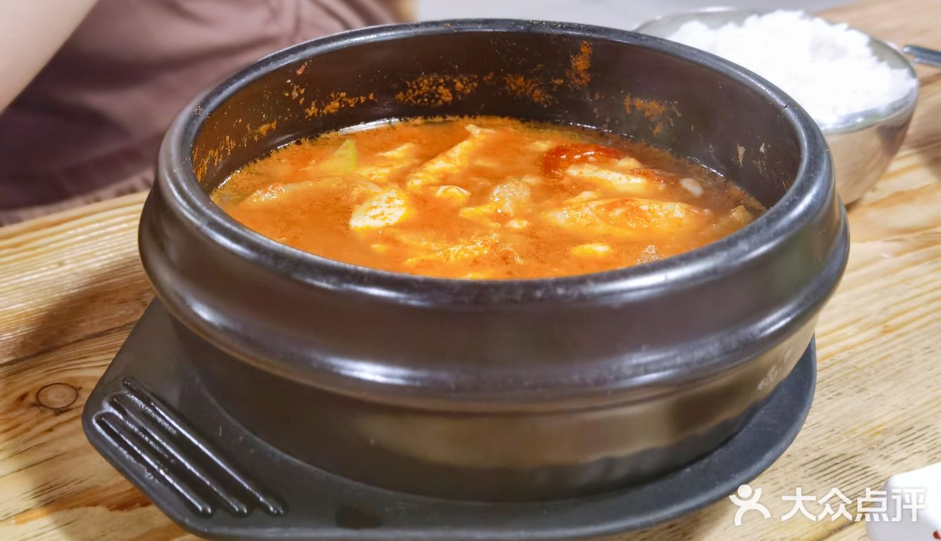菜菜菜菜包肉
