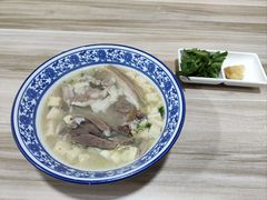 -丰登陕西水盆牛羊肉·泡馍