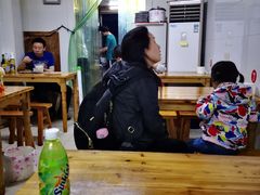-何记酿皮店(西流湾店)
