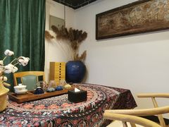 -乌托邦轰趴日租聚会别墅(先生的院子店)