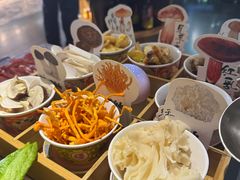 -菌自由丨野生菌火锅特色庭院餐厅(丽江古城店)