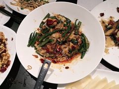 -老牌坊鲁菜名店(美莲广场店)