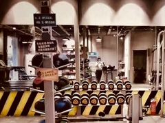 -威天下格斗柔术健身馆(红旗渠路店)
