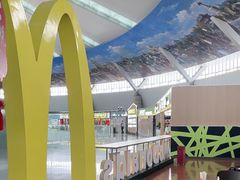 -麦当劳(鄂尔多斯机场店)