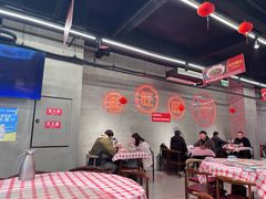 -洪霞餐馆·川菜·鲜货现炒(两江春城店)
