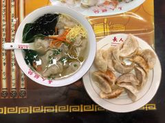 -长人馄饨铺(解放街店)