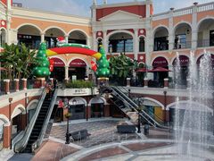 -佛罗伦萨小镇广佛名品奥特莱斯(疏港路店)