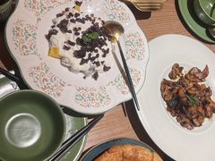 -耶里夏丽·丝路国际·新疆餐厅(浦东区东方路店)