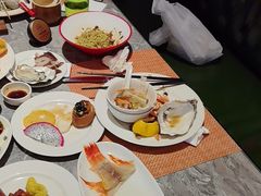 -松咖啡自助餐厅·松北香格里拉