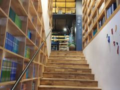 -新华书店(解放中路店)