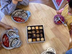 -抱抱熊托育中心(大悦城店)