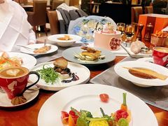 -东西风牛排馆周末烧烤自助(首都机场希尔顿店)