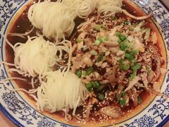 -临界音乐酒馆·小龙虾·江湖菜(华熙LIVE·鱼洞店)