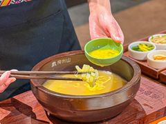 -良米山·云南野生菌过桥米线(上海首店)