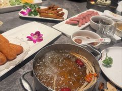 -德天肥牛海鲜火锅(城西银泰店)