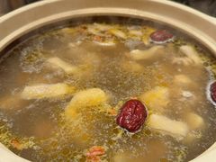 -邹开喜·炭炉鸡煲·海鲜火锅(虹口足球场店)
