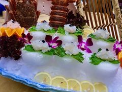 澳龙-海鲨湾海鲜会馆(百家湖1912店)