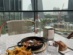 -福楼毕斯罗F Bistronome(国贸商城约会地标景观店)