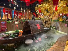 -老滇山寨•云南特色菜•地方菜•民族风情歌舞表演(金碧店)