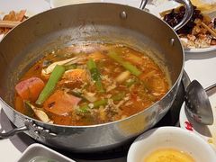 -七欣天香辣蟹火锅(闵行浦江欢乐颂店)
