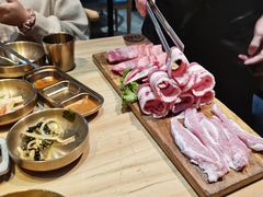 -金顺韩式烤肉·网红烤肉店(广利路店)