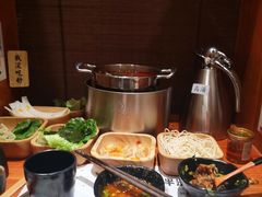-独食火锅·半米屋台(直营总店)