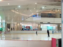 -陈露国际冰上中心(天津嘉里汇店)