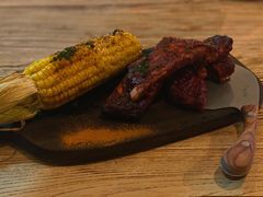 美式烟熏烧烤猪肋排配烤玉米-Cyclus Craft Kitchen薩克思手工厨房