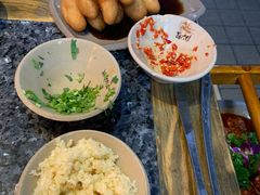 蒜泥香菜葱-蜀大侠火锅(建设路第五大道店)