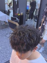 点击看大图 -藤野造型专业烫染接发