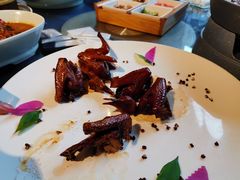 脆皮带汁乳鸽-天府掌柜(九眼桥店)