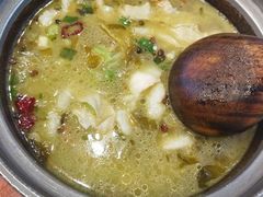 -周鱼小馆石锅酸菜鱼(活力汇店)