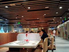 大堂-海底捞火锅鲜切牛肉主题店(长寿路店)