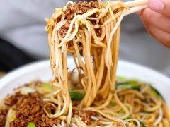 -金家小金碗云南过桥米线