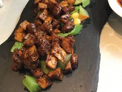 -湖庭壹品鸭王·传统北京烤鸭·别墅私房菜·庭院宵夜(江宁店)