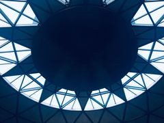 -上海滴水湖皇冠假日酒店