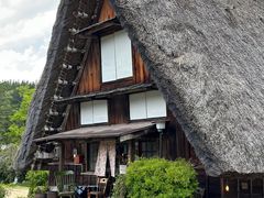 -白川乡与五箇山的合掌构造村落