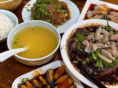 -朱大嘴肥肠血旺(福字街店)