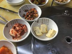 -牛信亭韩国料理·炭火烤肉(紫藤路店)