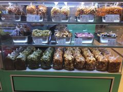 -上海哈尔滨食品厂(合生汇店)