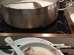 -捞王锅物料理(上海世茂广场店)