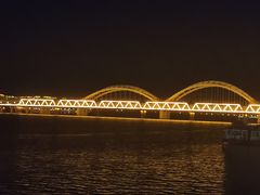 -人民防洪胜利纪念塔