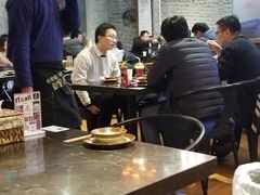 大堂-巴四老城区炭火蛙锅(张江店)